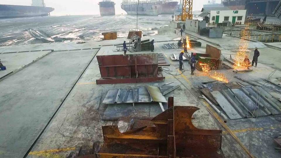 Container carriers scrapping younger and bigger ships