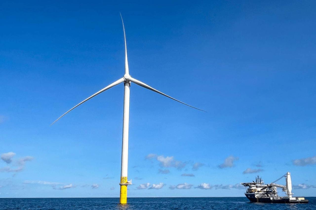 Energy Policy Uncertainty Threatens New England E-Commerce Infrastructure | 704MW Wind Project Litigation Signals Electricity Cost Volatility