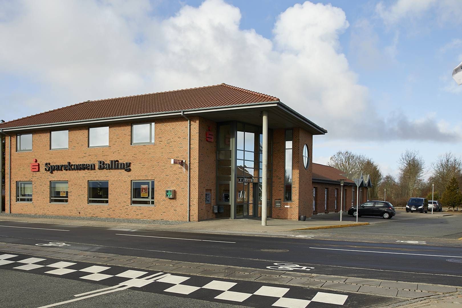 Sparekassen Balling har afdelinger i Balling, Holstebro og Skive. | Foto: PR/Sparekassen Balling