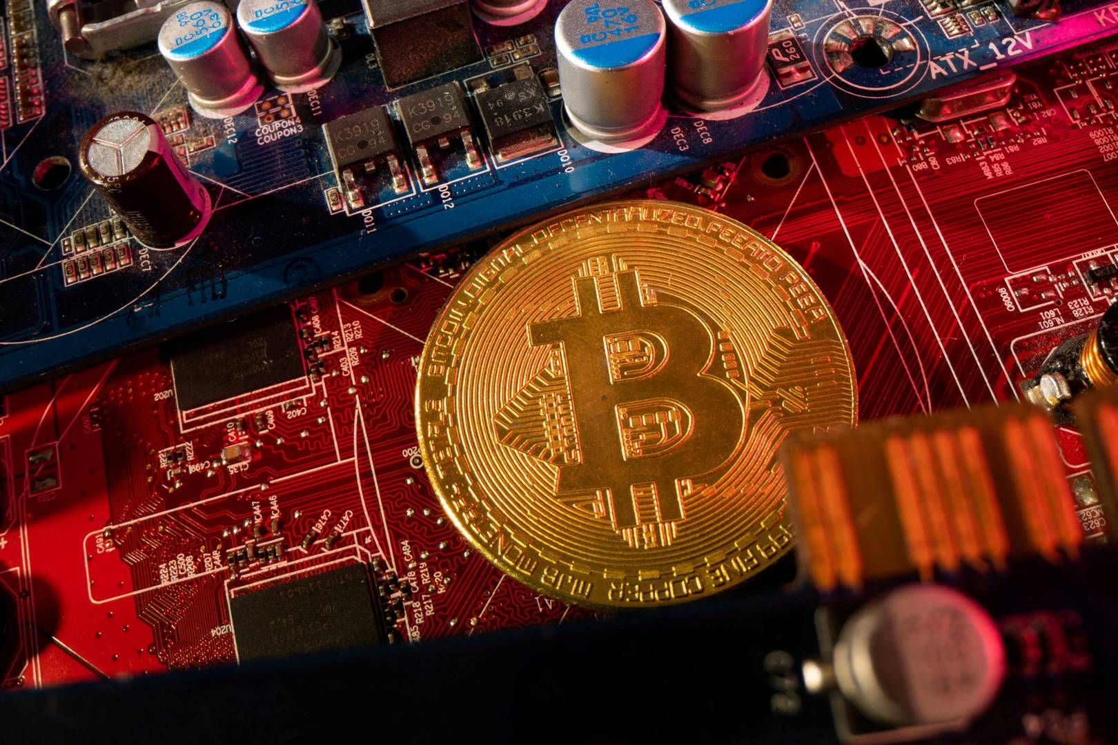 Spekulation om mulig godkendelse sender Bitcoin til tops