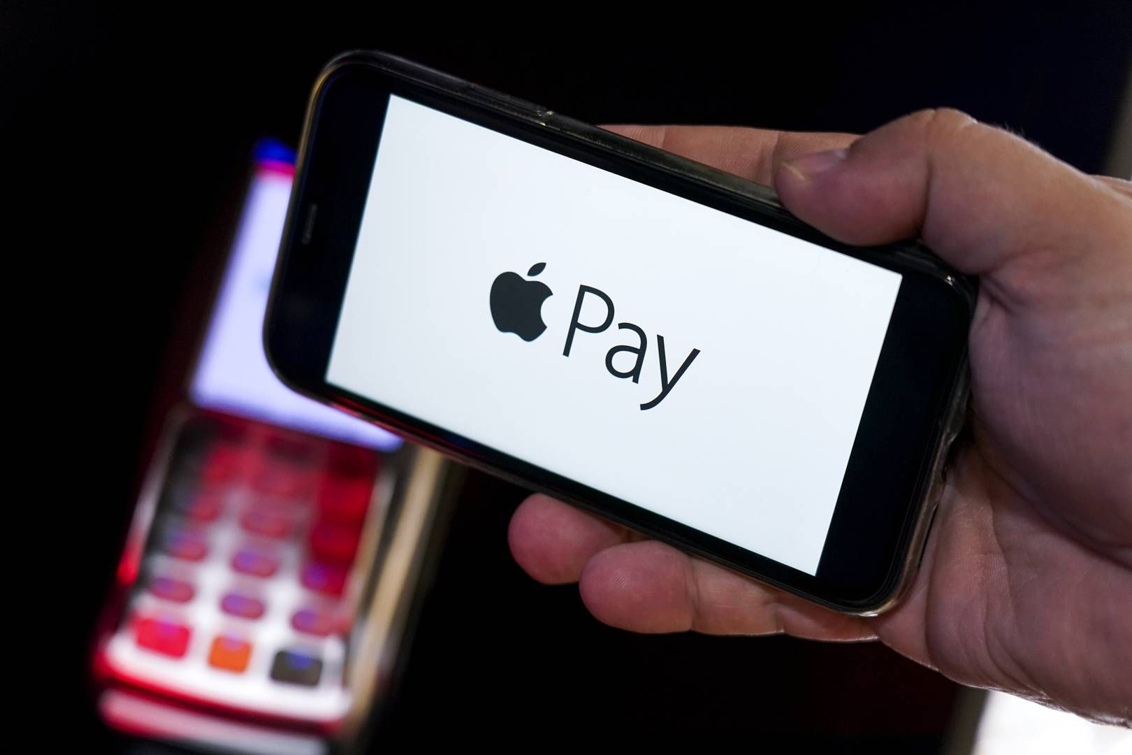 Auch die Postbank bietet nun Apple Pay an