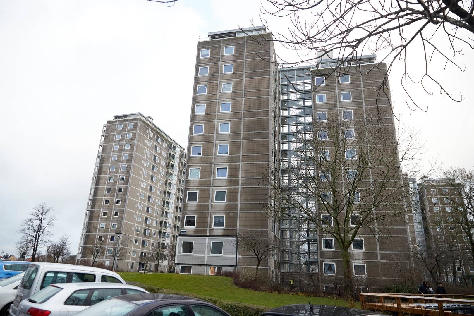 Nedrivning er billigere end renovering af de årtier gamle bolighøjhuse på Bellahøj i København. | Foto: Jens Dresling