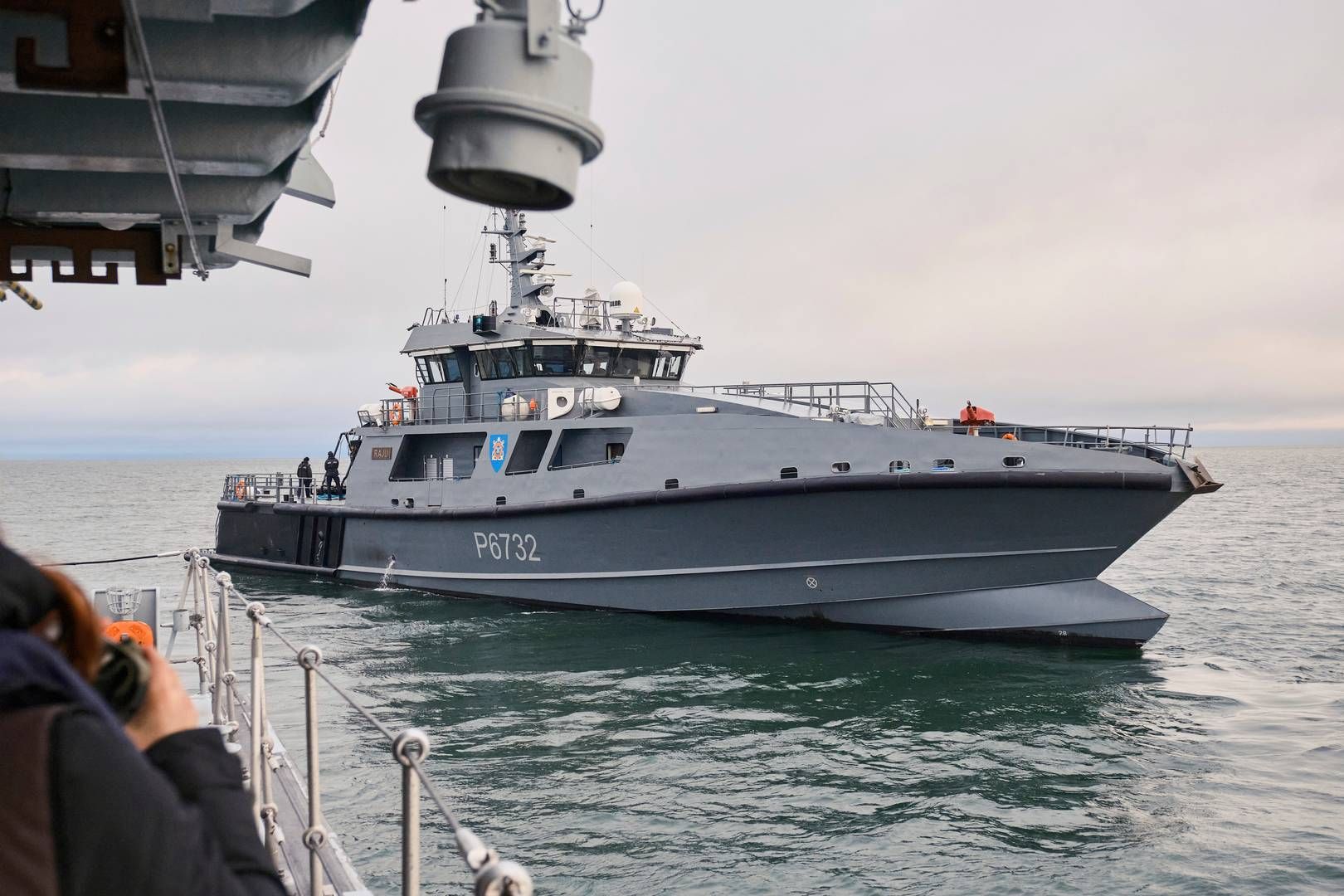 Nato har indsat flådefartøjer for at beskytte undersøiske kabler i Østersøen mod formodet sabotage. | Foto: Hendrik Osula/AP/Ritzau Scanpix
