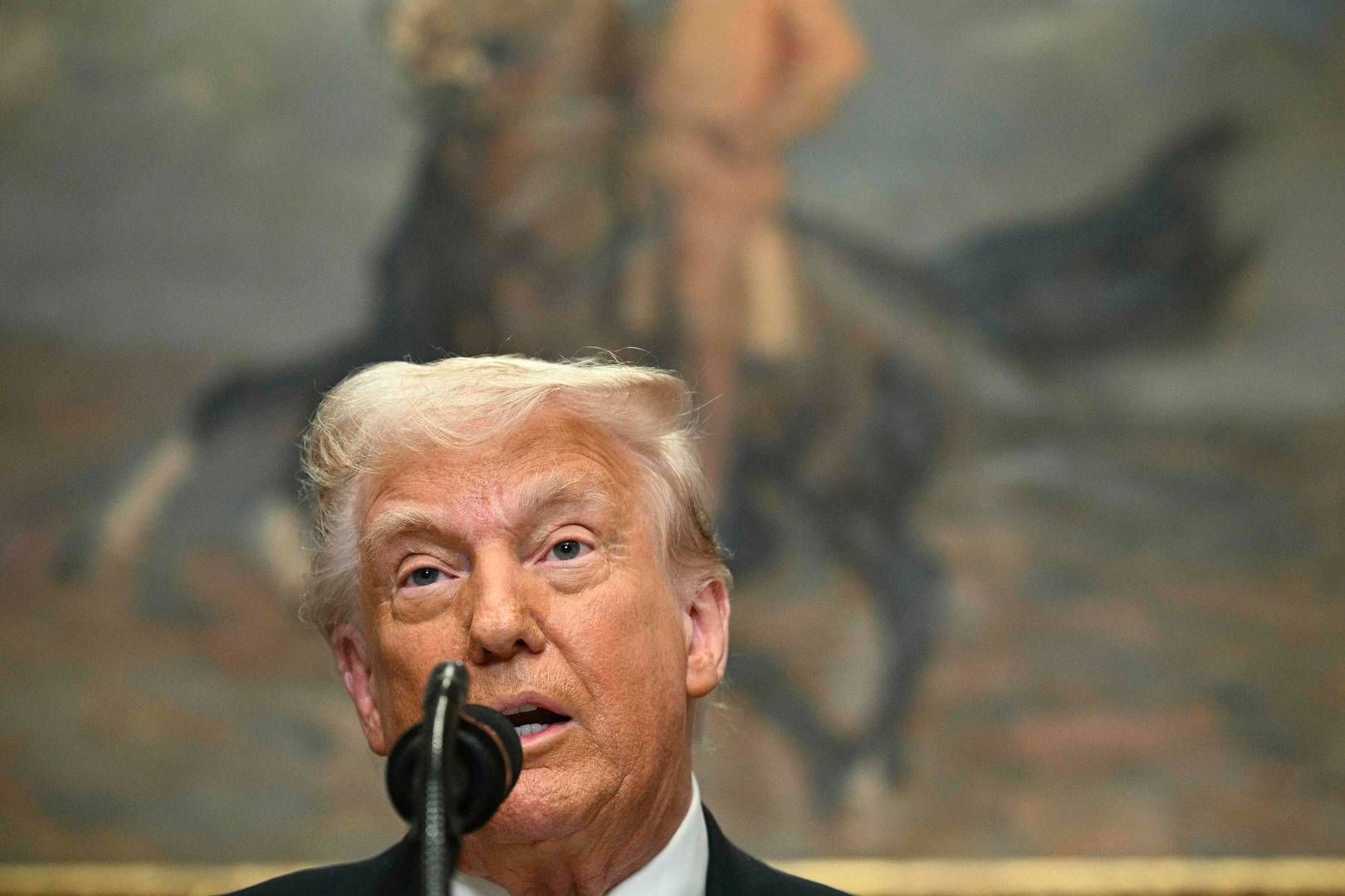 De omfattede bildele er motorer, transmissioner, drivlinjedele og elektriske komponenter. Trump annoncerede planerne onsdag aften dansk tid på et pressemøde i Det Hvide Hus. | Foto: Brendan Smialowski/AFP/Ritzau Scanpix