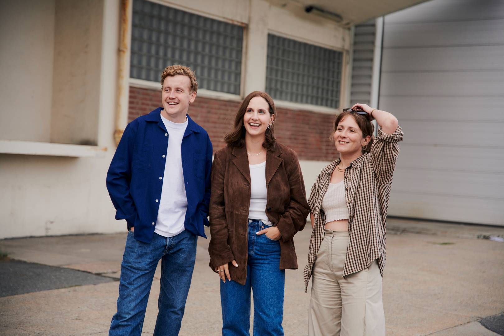Fra venstre: Bendik Mondal, Ingrid Tinmannsvik og Helle Hoås, de tre stiftere af Zetlands norske dattermedie, Demo.