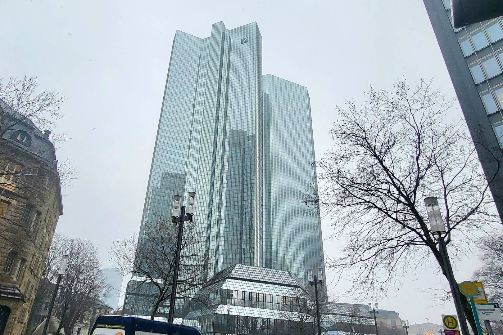 Insider: Deutsche Bank plant leichten Bonuspool-Anstieg