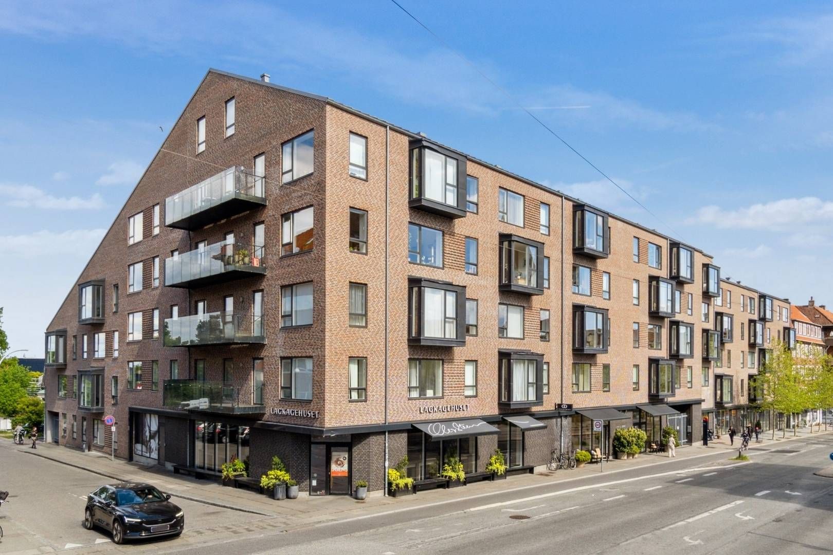 Boligejendommen ligger på Søborg Hovedgade 96 og nærmede sig ved årsskiftet en værdi af en kvart milliard. | Foto: PR