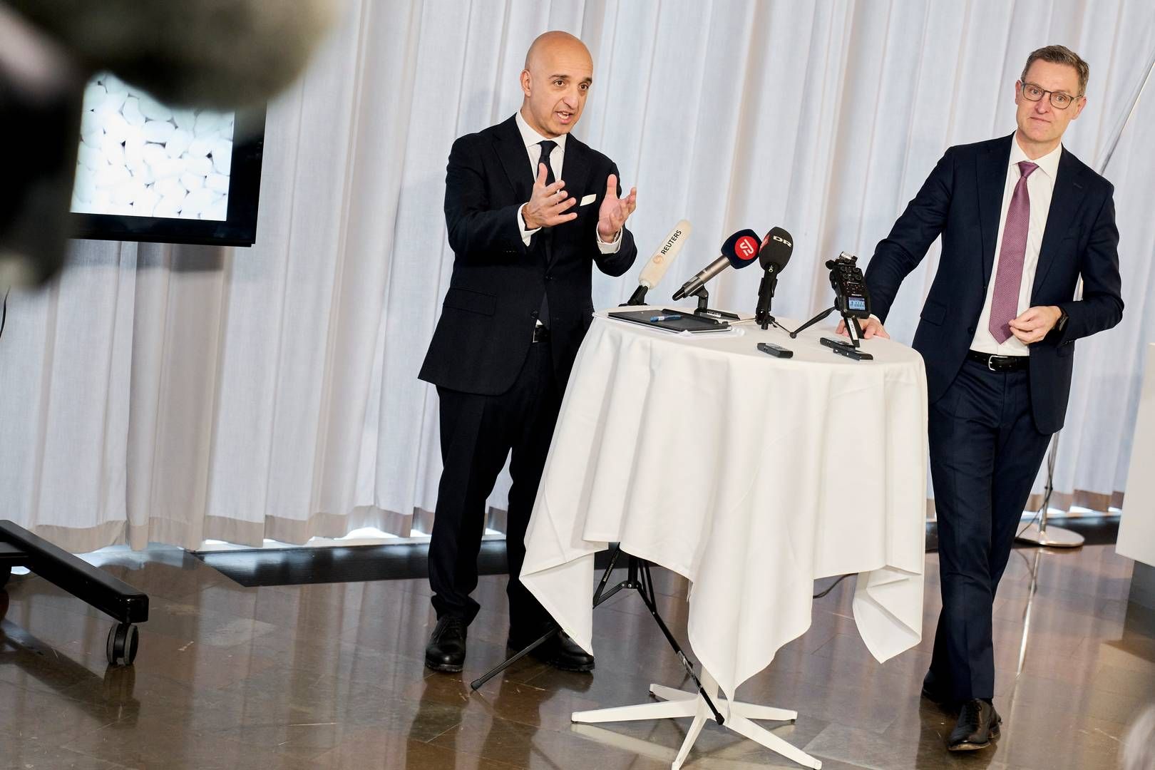 Novo Nordisk CEO Mike Doustdar (left) and CFO Karsten Munk Knudsen are being overtaken by competitor Eli Lilly in the GLP-1 market based on sales of the companies’ most important drugs. | Foto: Thomas Traasdahl