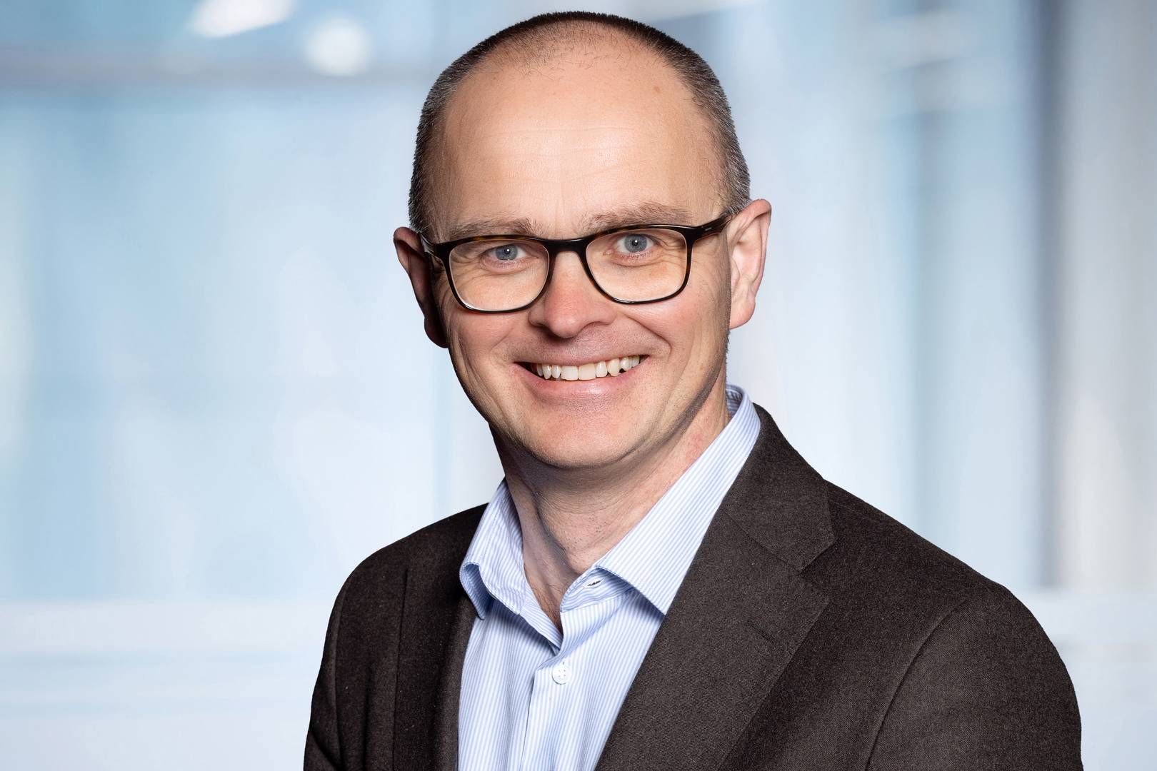 KLAR OPPFORDRING: – Når vi nå gjør oss klare for å diskutere truslene vi står overfor som nasjon, må vi også diskutere hvem som har ansvaret for å håndtere dem, sier direktør Arve Johan Kalleklev i DNV Cyber.