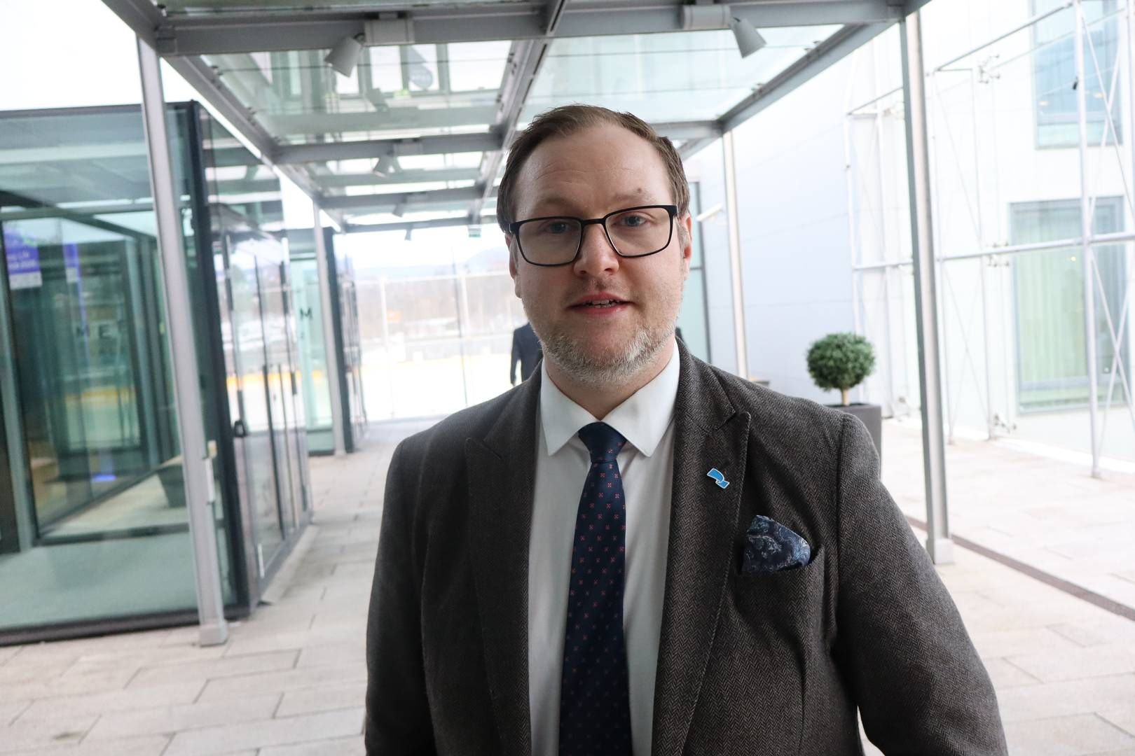 KRITISK: Stortingspolitiker Erlend Svardal Bøe (H) mener regjeringen har vært tafatte i møte med Trumps MFN-politikk. | Photo: Sebastian Brauer Hagel