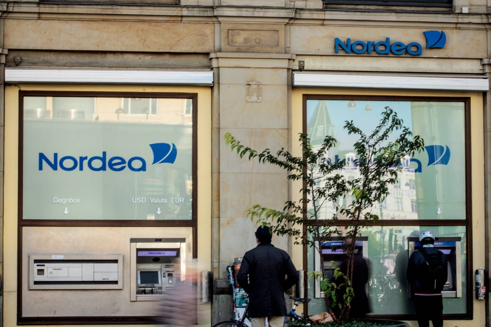 Pengene ble først tatt ut i kontanter, så ble det samme beløpet overført til en konto. Dermed ble kontoen belastet dobbelt. | Foto: Miriam Dalsgaard