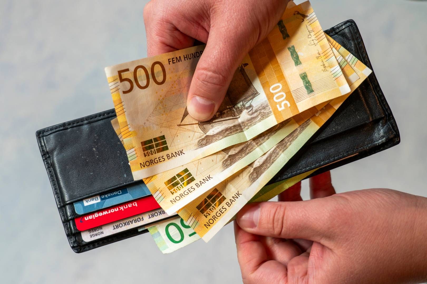 Illustrasjonsfoto, 500-lapper og lommebok. | Foto: Gorm Kallestad / NTB