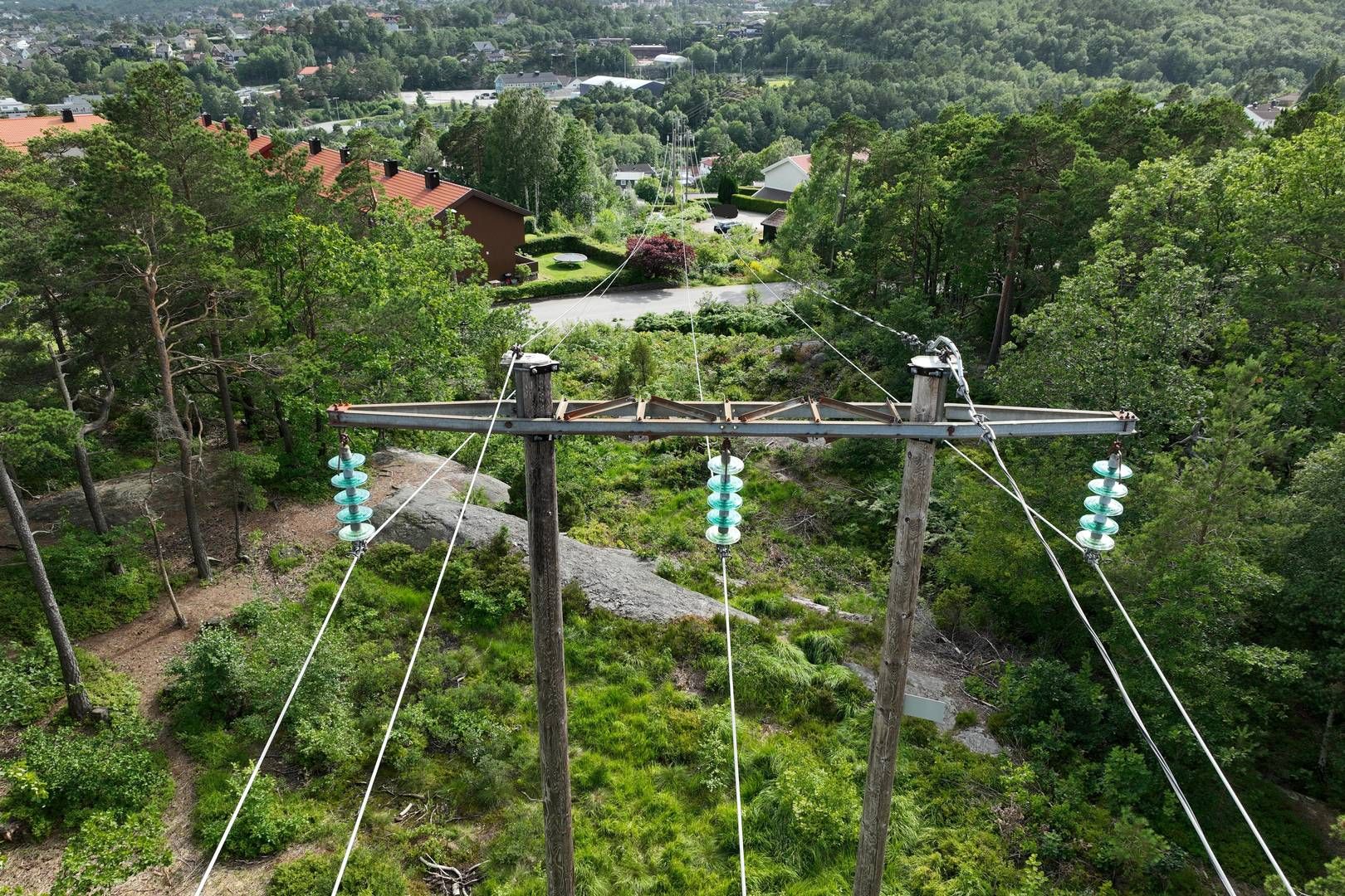 Illustrasjonsbilde av kraftledning mellom Hannevika og Kjos trtansformatorstasjoner i Kristiansand. | Foto: Glitre Nett