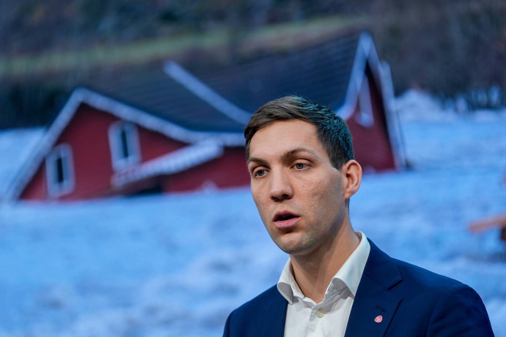 Klima- og miljøminister Andreas Bjelland Eriksen mener det er synd at Norge går bort fra målet om å bli klimanøytralt. | Foto: Terje Pedersen / NTB