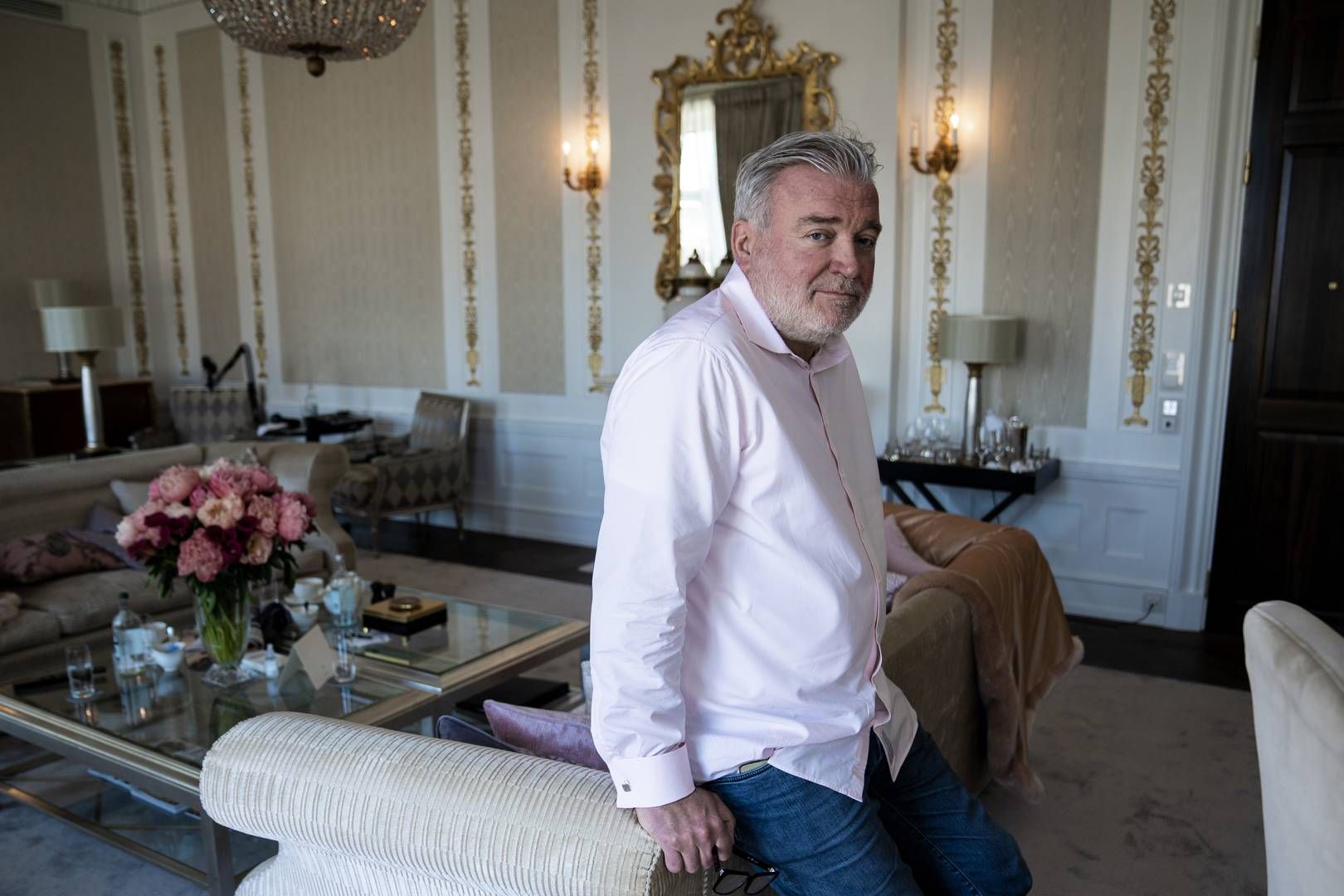 Saxo Bank founder retains faith in his free-falling crypto coin: 