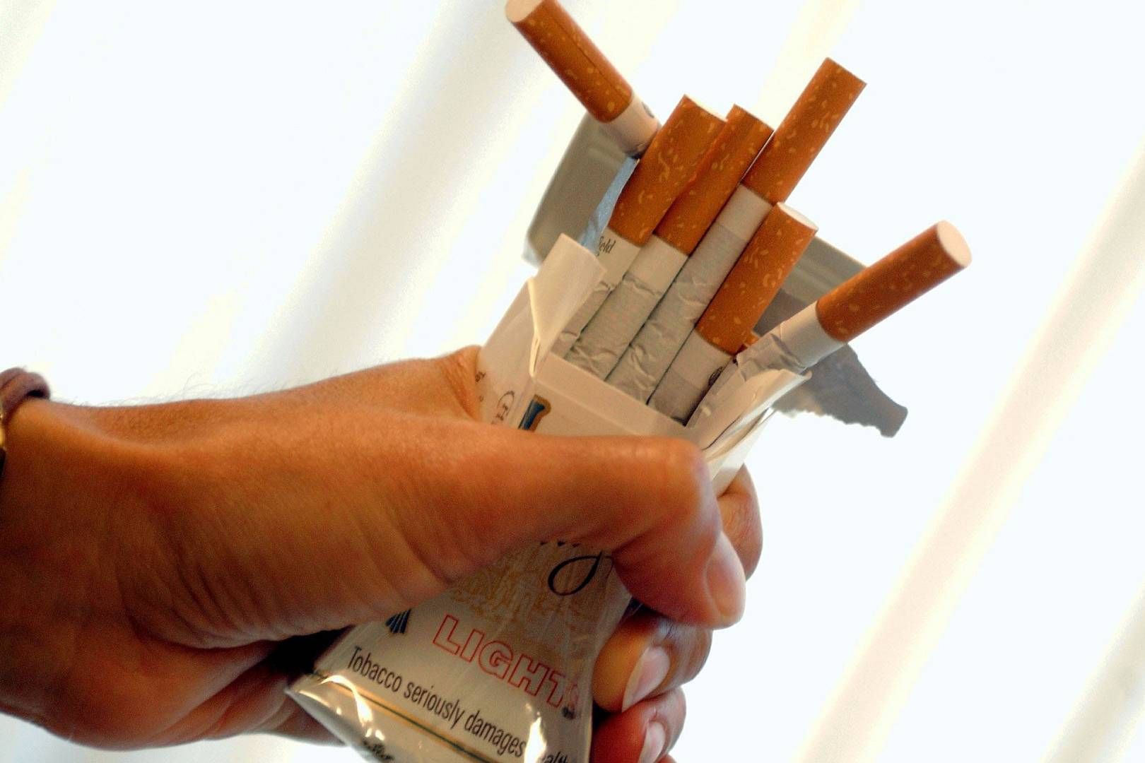 invest in tobacco Pension funds hold on to tobacco shares invest in tobacco Pension funds hold on to tobacco shares